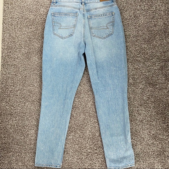 American Eagle Mom Jean - Picture 2 of 4